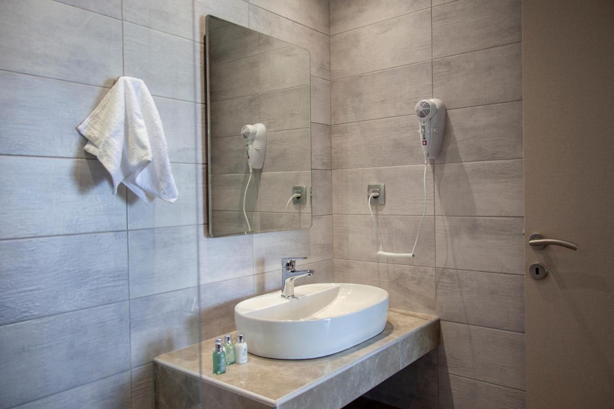 Villa Marina Kalamítsi Екстериор снимка